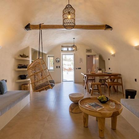 Sando Traditional Cave Villas With Jacuzzi And Sea View Vourvoúlos Exteriér fotografie