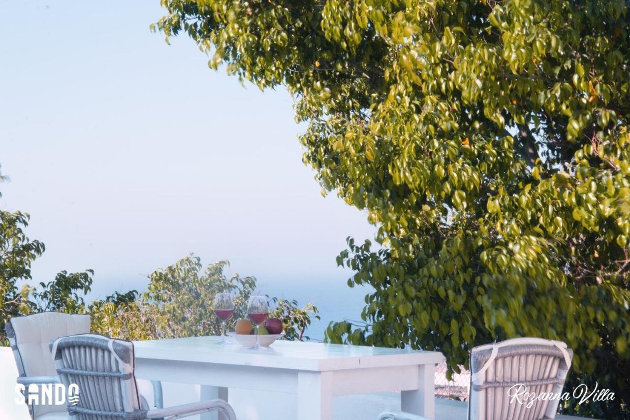 Sando Traditional Cave Villas With Jacuzzi And Sea View Vourvoúlos Exteriér fotografie